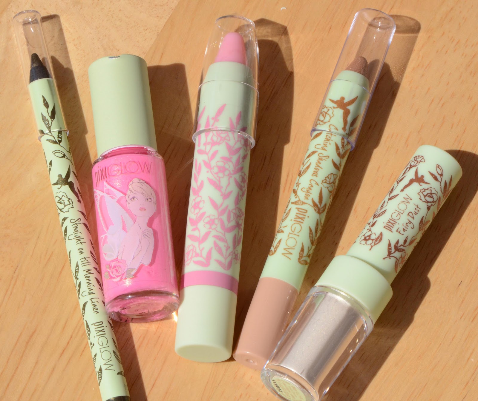 Latest Reviews Every so often we get a chance to review a brand that isn’t a subscription box. Pixi Beauty reached out to us late last year asking if we would be interested in reviewing some products, and being fans we said yes! This beautiful display was what was inside the box, and it features the entire #.